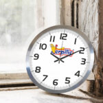 ساعة حائط دعائية